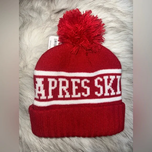 NWT Free People Movement Apres Ski Team Pom Beanie In Cherry - Picture 3 of 7